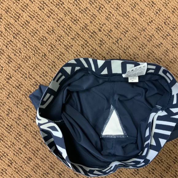 Nike Pro Navy Blue Athletic Shorts - Picture 4 of 5